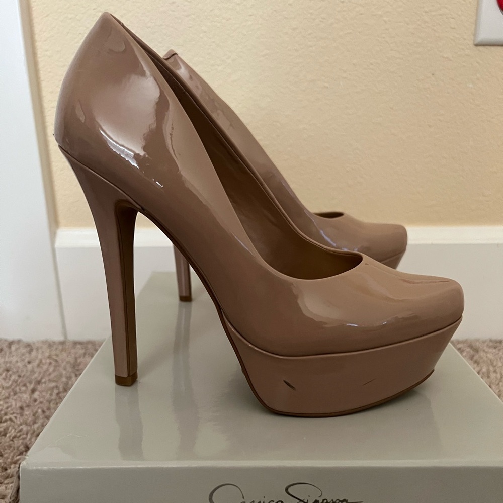 Jessica Simpson Nude Patent Platform Heels